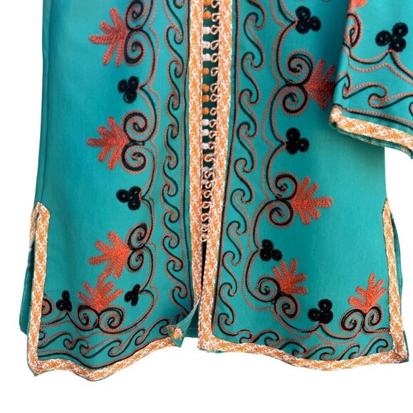 Handcrafted Vintage Womens Teal Embroidered 3/4 Sleeve Side Slit Full Button Top - Picture 3 of 12